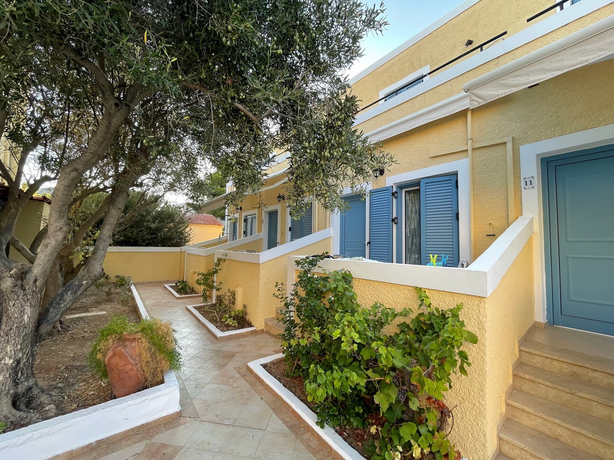 Esperides Maisonettes - Agia Marina - Aegina