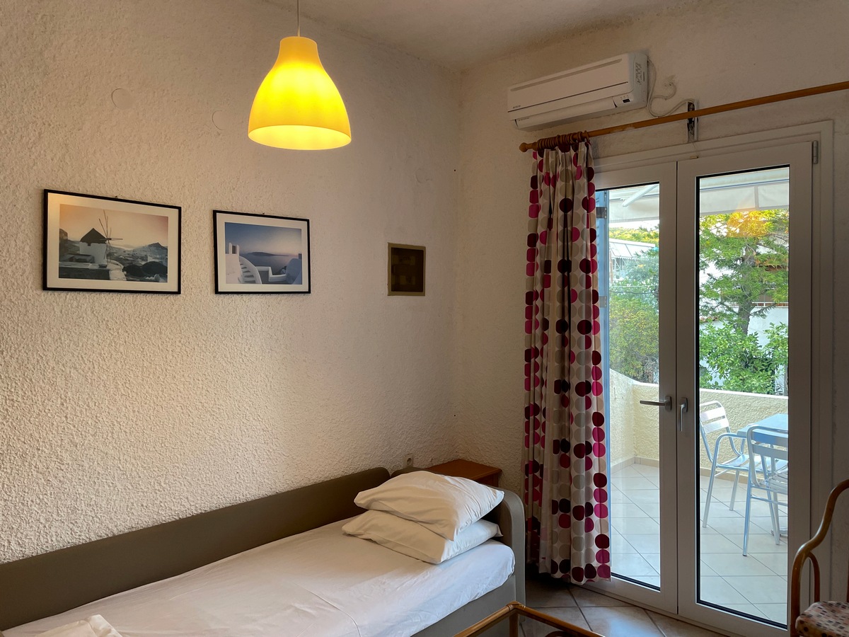 Esperides Maisonettes - Agia Marina - Aegina